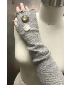 Sutter Larkin Recycled Cashmere Fingerless Gloves 6 Sutter Larkin Recycled Cashmere Fingerless Gloves