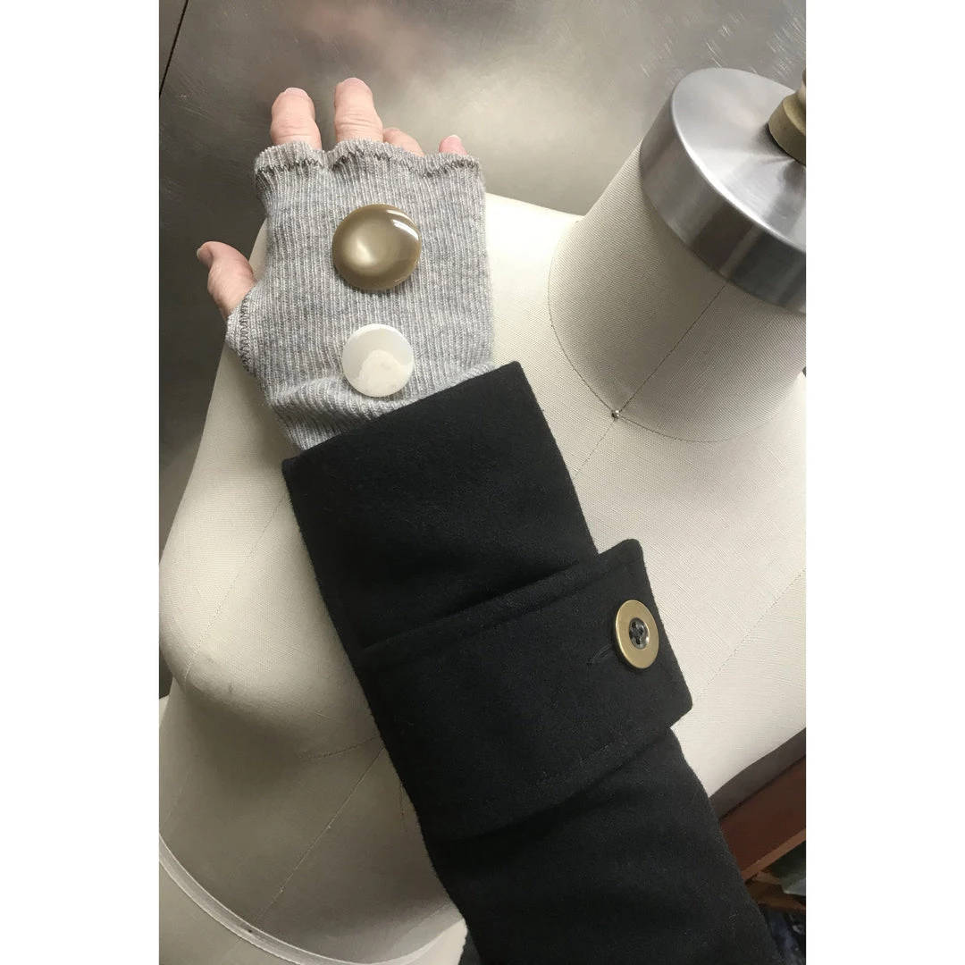 Sutter Larkin Recycled Cashmere Fingerless Gloves 1 Sutter Larkin Recycled Cashmere Fingerless Gloves