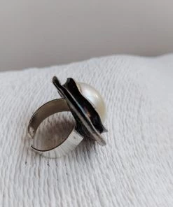 Tracy Burton Round Pearl-like Adjustable Ring