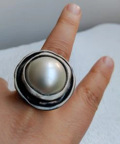 Tracy Burton Round Pearl-like Adjustable Ring