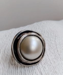 Tracy Burton Round Pearl-like Adjustable Ring