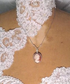 Headpiece Heaven Shell Cameo Necklace Shop By Vendor